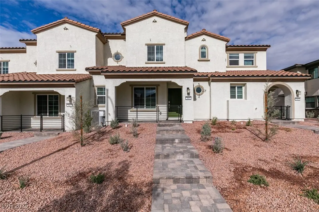 945 Jigglypuff Place, Henderson, NV 89011