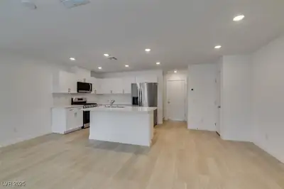 945 Jigglypuff Place, Henderson, NV 89011 Kitchen