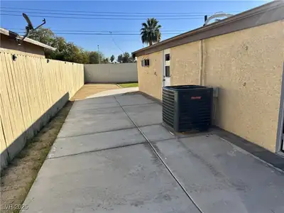 3138 Gaucho Drive, Las Vegas, NV 89169 Patio