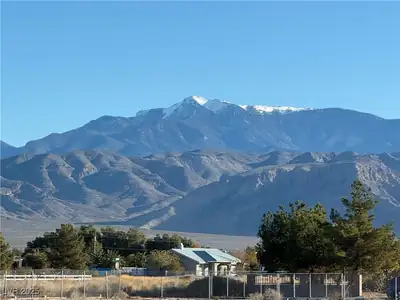 3550 Seneca Avenue Pahrump, NV 89048