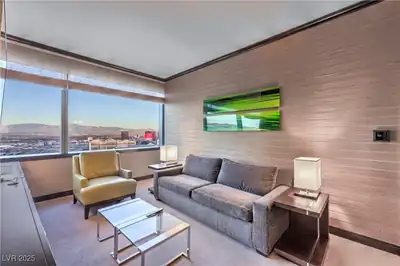 2600 West Harmon Avenue 53020 Living Room