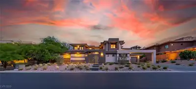 29 Soaring Bird Court Las Vegas, NV 89135