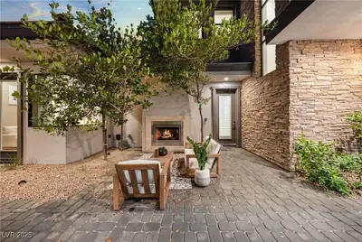 29 Soaring Bird Court, Las Vegas, NV 89135 Patio