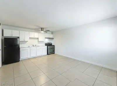 3720 Royal Crest Street 4 & 5 Kitchen
