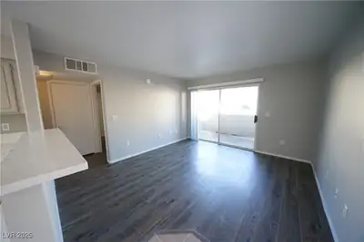 5710 East Tropicana Avenue 1009 Living Room