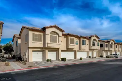 4940 Black Bear Road 202 Las Vegas, NV 89149
