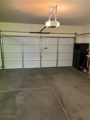 2937 Copper Beach Court, Las Vegas, NV 89117 