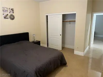 2937 Copper Beach Court, Las Vegas, NV 89117 