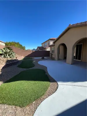 9072 Sendero Avenue, Las Vegas, NV 89178 Yard