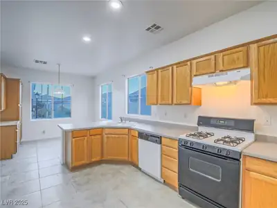 10517 Morning Drop Avenue, Las Vegas, NV 89129 Kitchen