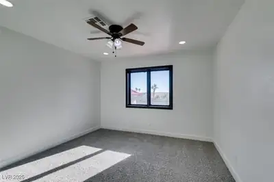7040 OBANNON Drive, Las Vegas, NV 89117 Bedroom