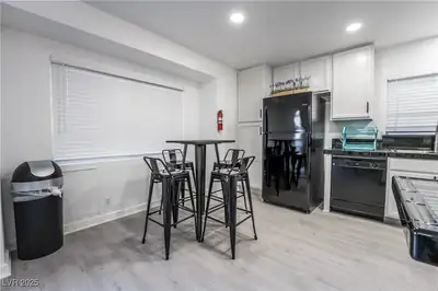 2364 Belvedere Drive, Henderson, NV 89014 Kitchen
