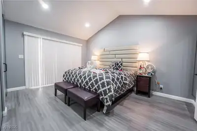7439 Trudy Lane Bedroom
