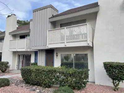636 Brookway Lane, Las Vegas, NV 89169 Back of Structure