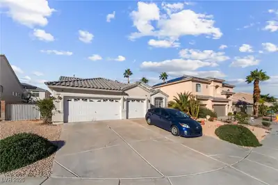7483 Forestdale Court Las Vegas, NV 89120