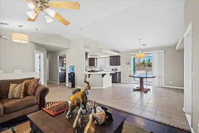 1720 South Blagg Road Living Room
