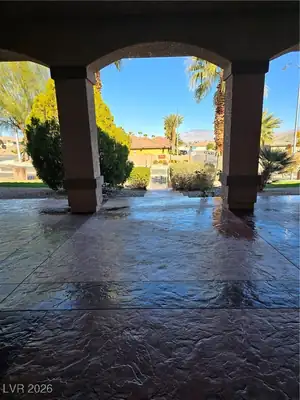 9585 West Lone Mountain Road m Patio