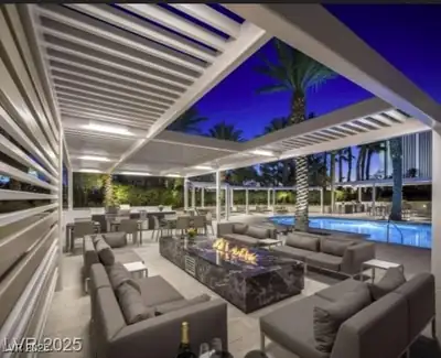 2777 Paradise Road 2103 Patio
