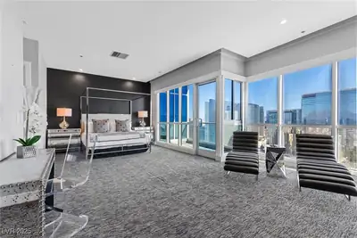 4575 Dean Martin Drive 3300 Bedroom