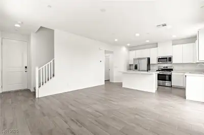 10146 Gabby Glen Street, Las Vegas, NV 89183 Kitchen