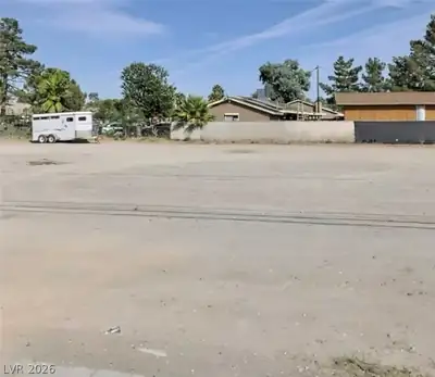 W San Miguel Ave Lot