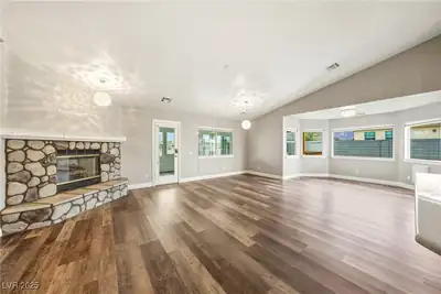 3630 East Vineyard Drive Living Room