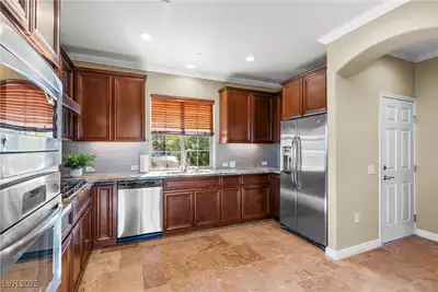 21 Via Mantova 3, Henderson, NV 89011 Kitchen