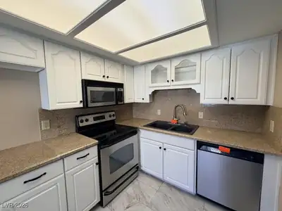 901 Sulphur Springs Lane 101 Kitchen