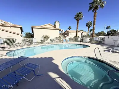 901 Sulphur Springs Lane 101 Pool