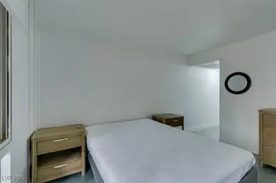 205 East Harmon Avenue 101 Bedroom