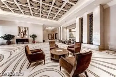 125 E Harmon 2016, Las Vegas, NV 89109 Lobby