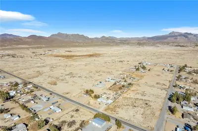 3751 West Betty Avenue Pahrump, NV 89060