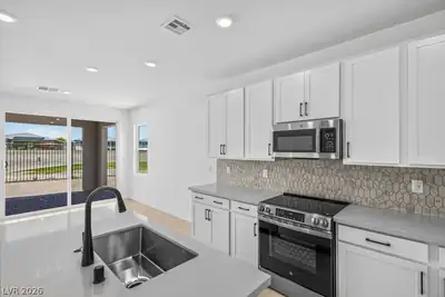 3335 East Cactus Canyon Drive Kitchen