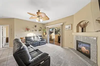 2050 West Warm Springs Road 1723 Living Room