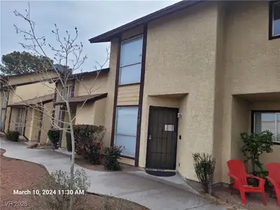 1907 Natalee Drive, Henderson