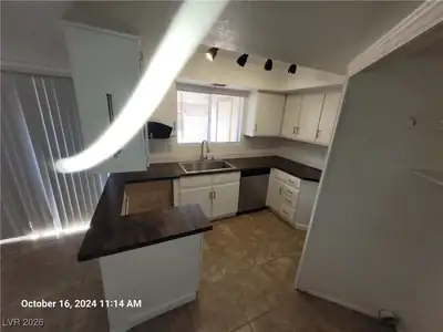 1907 Natalee Drive, Henderson, NV 89011 Kitchen