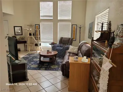 528 Kristin Lane, Henderson, NV 89011 Living Room