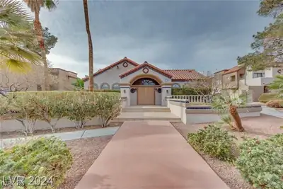 2983 Juniper Hills Boulevard 102 Community