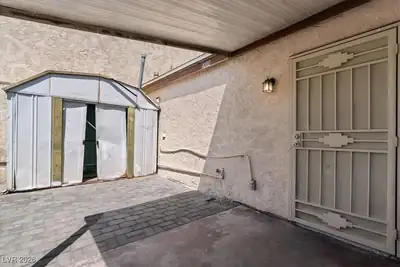 4000 Visby Lane, Las Vegas, NV 89119 Patio