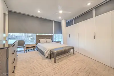 3726 Las Vegas Boulevard 1002 Bedroom
