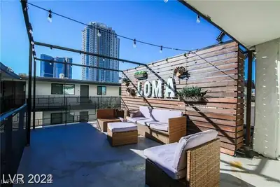 2201 Fairfield Avenue 11, Las Vegas