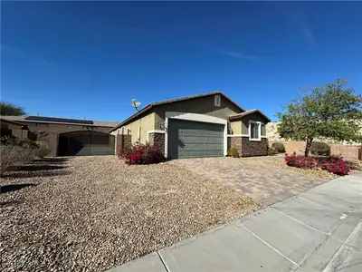 2040 Port Royal Drive Laughlin, NV 89029