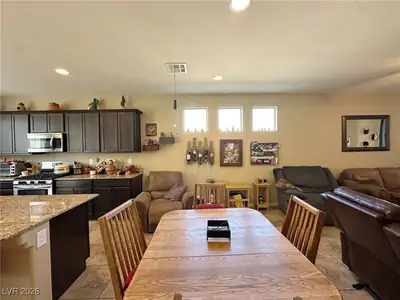 2040 Port Royal Drive, Laughlin, NV 89029 Dining Area