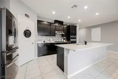 4927 Enlightenment Street, Las Vegas, NV 89130 Kitchen