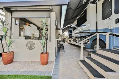 8175 Arville Street 348 Las Vegas, NV 89139