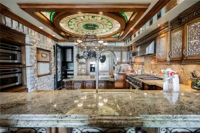 2747 Paradise Road 2801 Kitchen