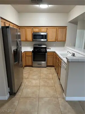 1404 Seward Street 104 Kitchen