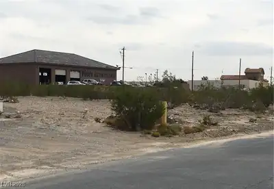 190 Emery Street, Pahrump, NV 89048 Yard