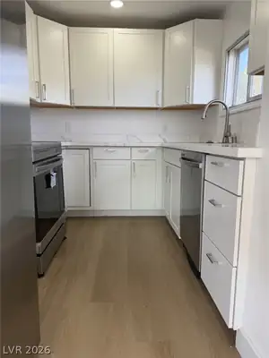 1 Carson Court Kitchen