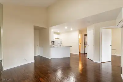450 Elm Drive 206 
